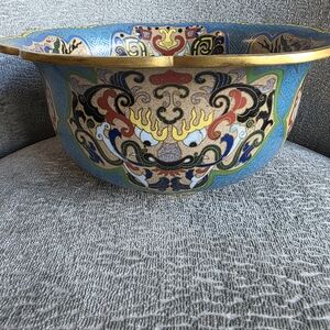 Rare Vintage Beautiful Chinese Dragon Face Hand Painted Cloisonné Bowl!!